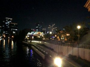 Fireworks Photo Kitahama Lion Bridge 北浜 ライオン橋淀川の花火写真