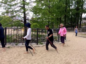 Walking Skip Running ビーチピラティス ノルディックウォーキング スキップ ランニング 大川 桜ノ宮ビーチ 写真