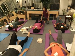 Trainer Studymeeting Pilates Yoga Instructor Fascia Breath hip joint foot Movement トレーナー　勉強会 ピラティス ヨガ インストラクター 筋膜 呼吸 背骨 股関節 足関節 解剖 ムーブメント
