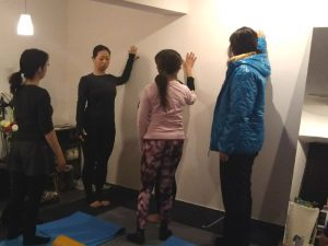 Trainer Studymeeting Pilates Yoga Instructor Fascia Breath hip joint foot shoulder Movement トレーナー　勉強会 ピラティス ヨガ インストラクター 筋膜 呼吸 背骨 股関節 足関節 膝関節 肩関節 解剖 ムーブメント