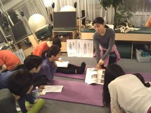 trainer studymeeting pilates yoga instructor Fascia breath hip joint foot knee shoulder movement トレーナー　勉強会 ピラティス ヨガ インストラクター 筋膜 呼吸 背骨 股関節 足関節 膝関節 肩関節 解剖 ムーブメント