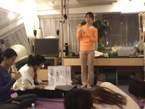 trainer studymeeting pilates yoga instructor Fascia breath hip joint foot knee shoulder movement トレーナー　勉強会 ピラティス ヨガ インストラクター 筋膜 呼吸 背骨 股関節 足関節 膝関節 肩関節 解剖 ムーブメント