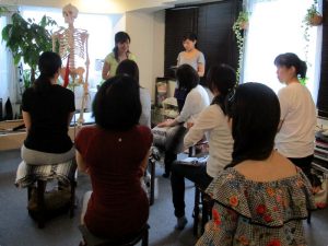 ト Atsumi 写真 ピラティス 肩関節 疾患 Studio Lesson Pilates Photo